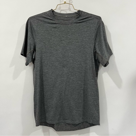 Lululemon Athleisure Heathered Gray Tee Shirt Short Sleeve Size Small - Picture 4 of 7